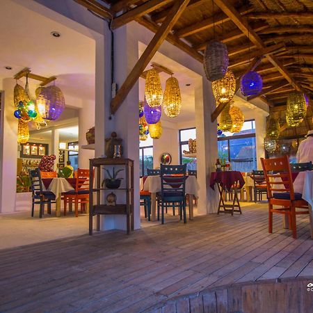 El Fuerte Beach Apartments マアウアル エクステリア 写真