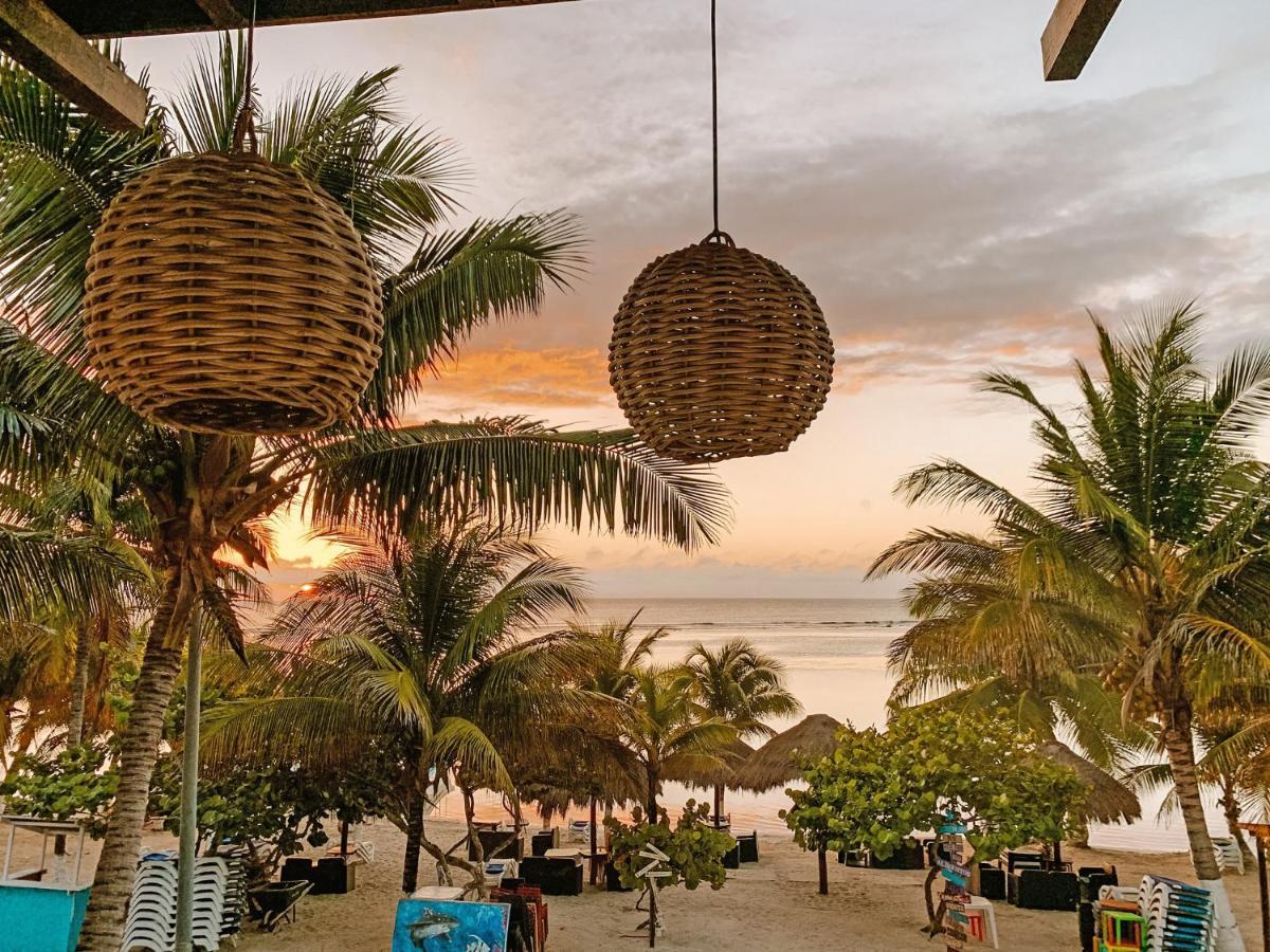 El Fuerte Beach Apartments マアウアル エクステリア 写真