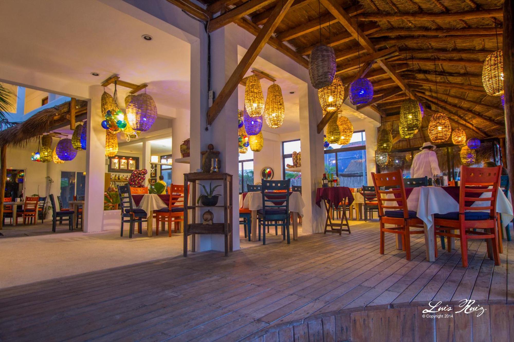 El Fuerte Beach Apartments マアウアル エクステリア 写真